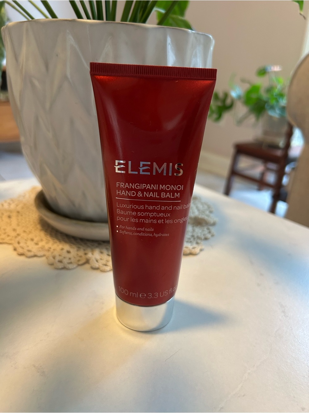 ELEMIS Frangipani Monoi Hand & Nail Balm - Red Tube